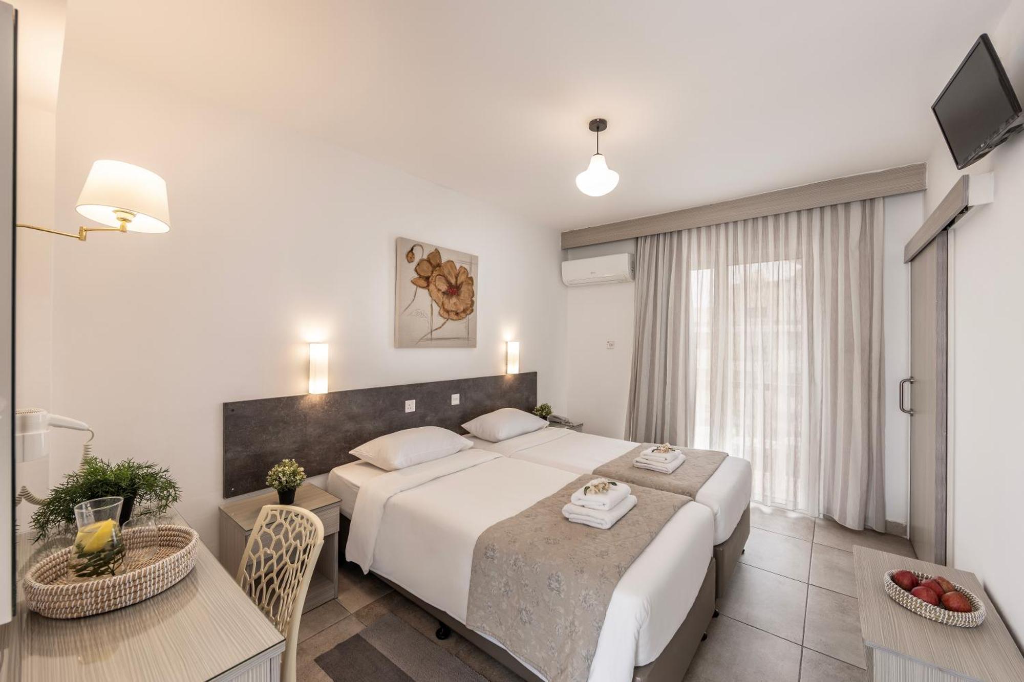Cactus Hotel ลาร์นาคา ภายนอก รูปภาพ