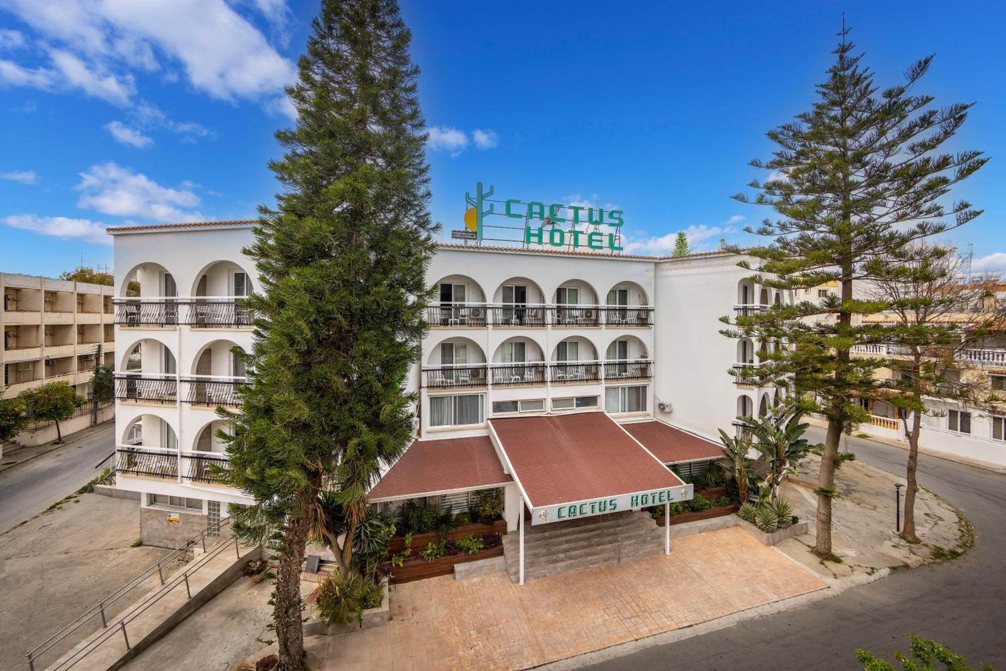 Cactus Hotel ลาร์นาคา ภายนอก รูปภาพ
