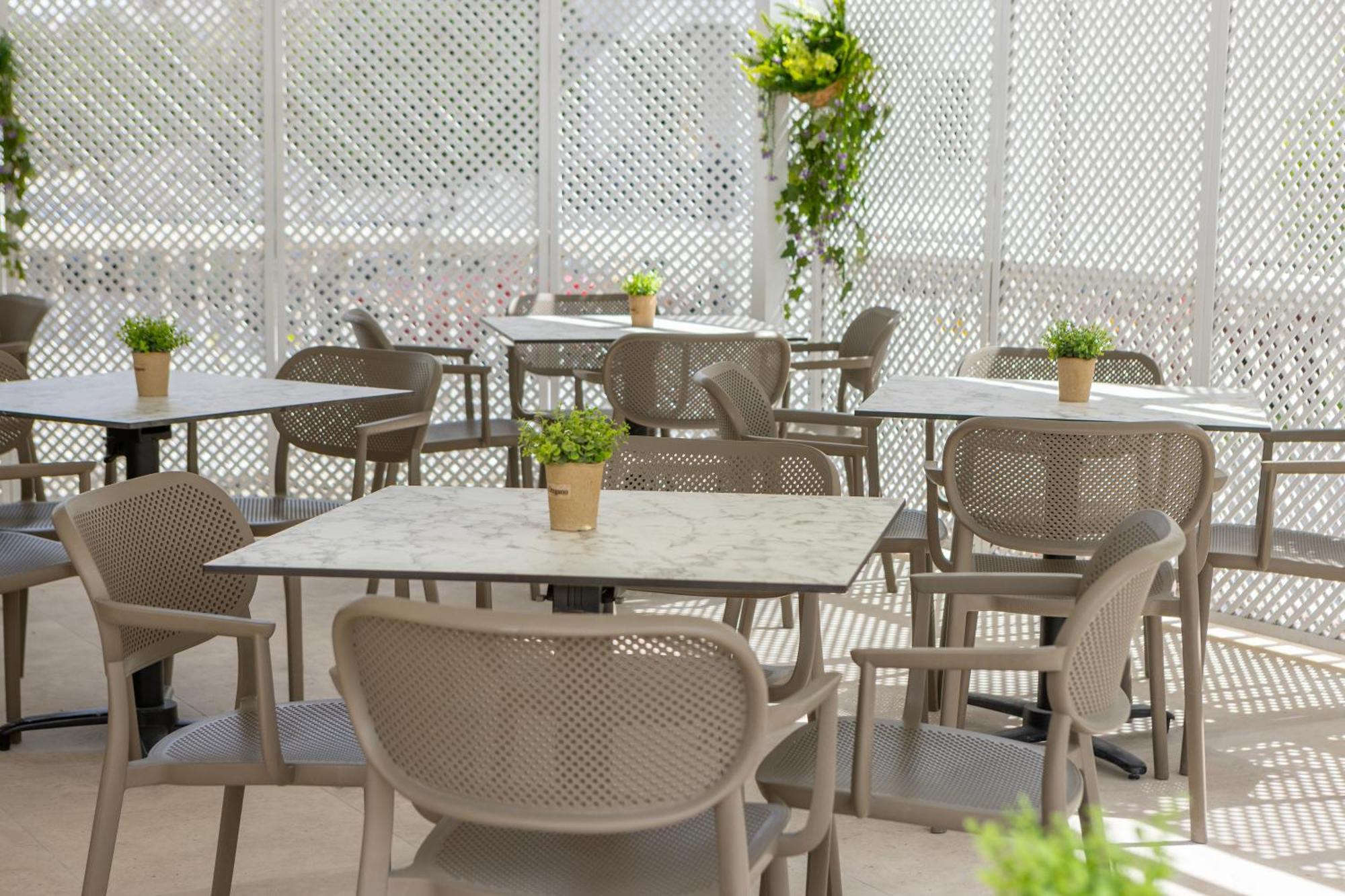 Cactus Hotel ลาร์นาคา ภายนอก รูปภาพ